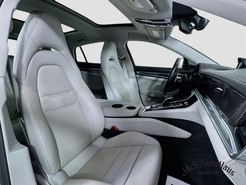 Used 2023 Porsche Panamera Platinum Edition RWD image 36