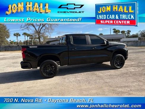Used 2025 Chevrolet Silverado 1500 LT Trail Boss w/ Convenience Package II image 16