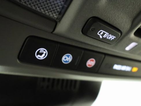 Used 2025 Chevrolet Silverado 1500 LTZ w/ Z71 Off-Road Package image 19