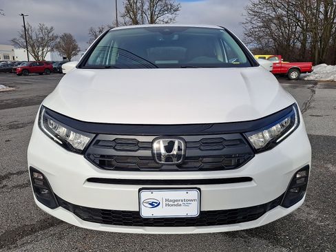 Used 2025 Honda Odyssey EX-L image 2