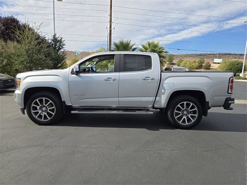 Used 2018 GMC Canyon Denali image 6