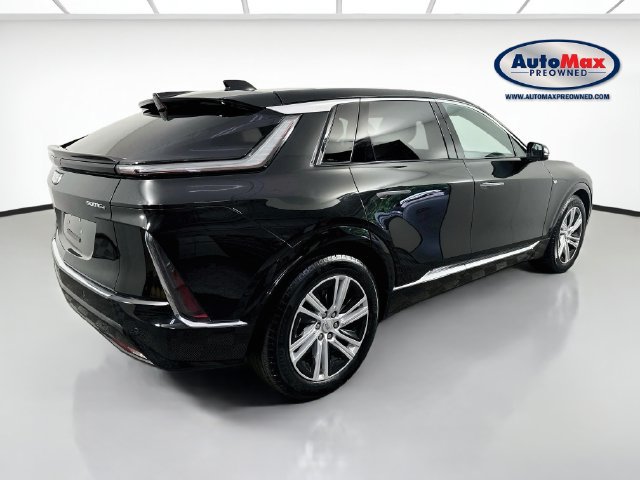 Used 2024 Cadillac Lyriq Tech w/ Driver Assist Package AWD/4WD image 2