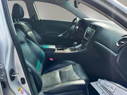 Used 2012 Lexus IS 250 w/ Premium Pkg Value Edition RWD image 10