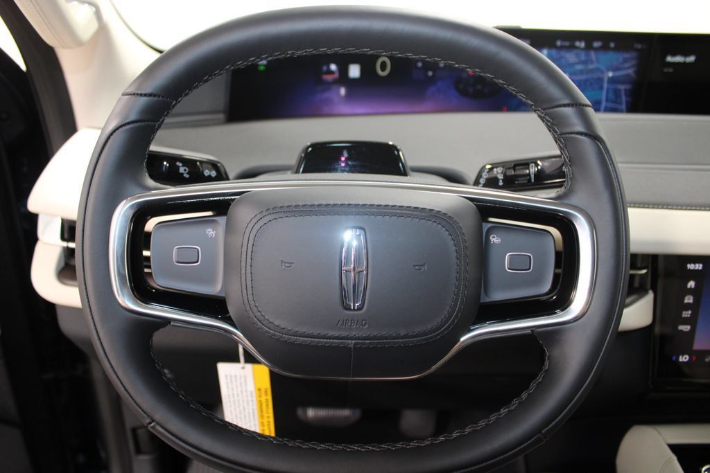 New 2027 Lincoln Navigator Premiere RWD image 39