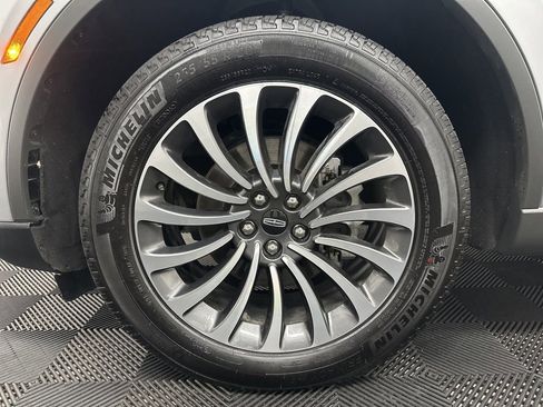 Used 2024 Lincoln Aviator Premiere w/ Premium Package image 46