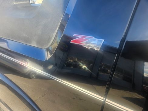 Used 2008 Chevrolet Avalanche LT image 13