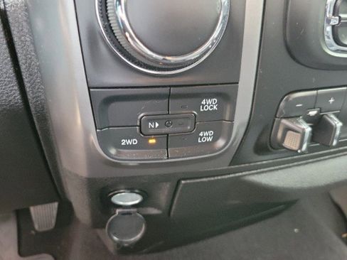 Used 2021 RAM 1500 Classic Warlock w/ Electronics Group image 10