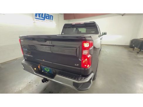 Used 2025 Chevrolet Silverado 1500 LT RWD image 8
