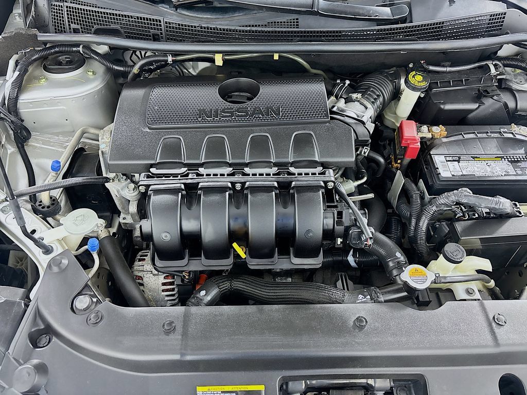 Used 2016 Nissan Sentra SV FWD image 27