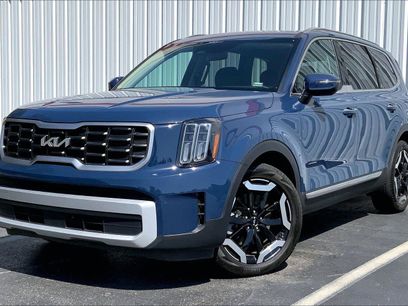 Used 2025 Kia Telluride S