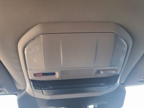 Certified 2024 Subaru Ascent Premium w/ Convenience Package image 18