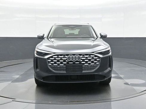 Used 2025 Audi Q5 Premium w/ Convenience Package AWD/4WD image 2