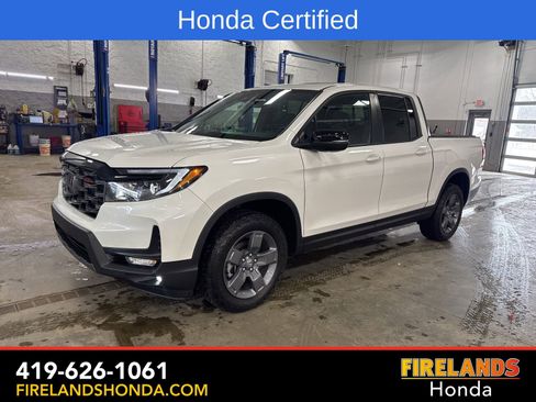 Certified 2024 Honda Ridgeline TrailSport image 2