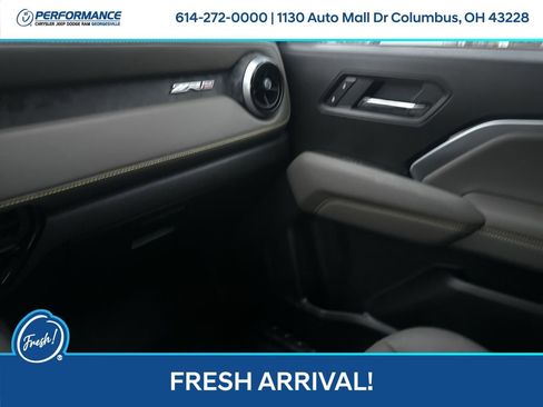Used 2025 Chevrolet Colorado ZR2 w/ Technology Package image 23
