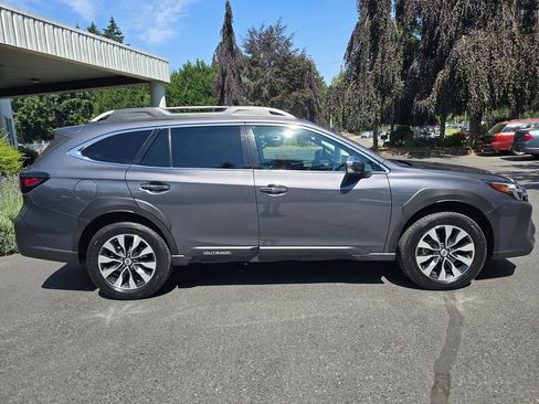 Used 2024 Subaru Outback Touring XT AWD/4WD image 3