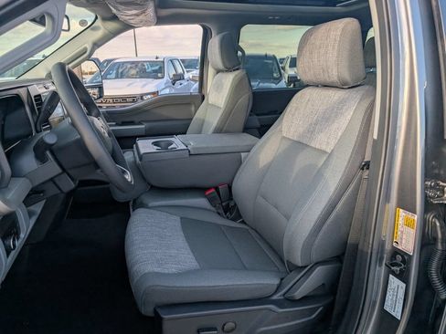 New 2026 Ford F250 XLT w/ XLT Premium Package AWD/4WD image 8
