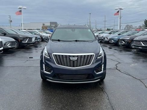 Used 2024 Cadillac XT5 Premium Luxury image 2