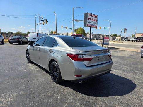 Used 2018 Lexus ES 350 w/ Ultra Luxury Package FWD image 5