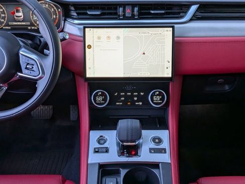 New 2026 Jaguar F-PACE R-Dynamic S image 12