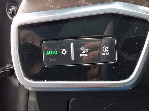 Used 2021 Audi A7 e Premium Plus w/ Executive Package image 32