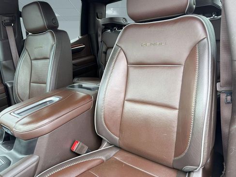Used 2022 GMC Sierra 1500 Denali w/ Denali Reserve Package AWD/4WD image 25