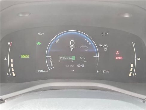 Used 2025 Toyota Camry SE FWD image 14