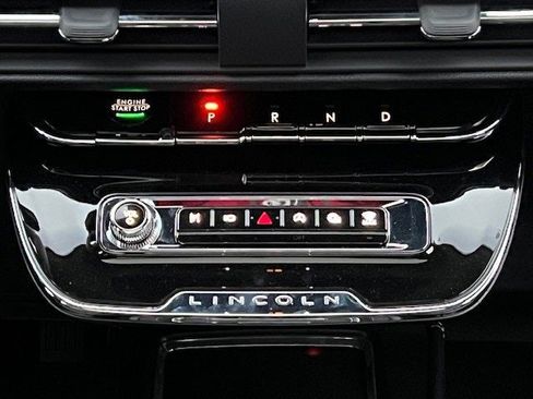 New 2026 Lincoln Corsair Premiere image 28