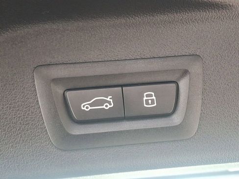 Certified 2025 BMW X5 xDrive40i w/ Premium Package image 30