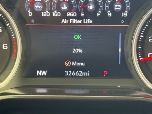 Used 2019 Chevrolet Silverado 1500 High Country w/ Technology Package image 20