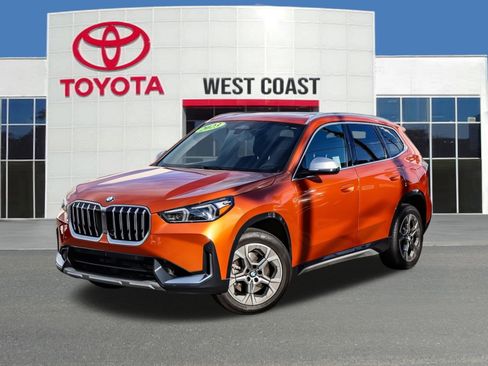 Used 2023 BMW X1 xDrive28i image 1