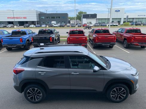 New 2026 Chevrolet TrailBlazer LT w/ Convenience Package image 4