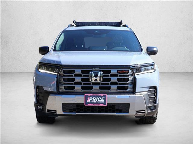 Used 2026 Honda Pilot TrailSport image 2