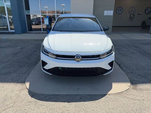 Certified 2025 Volkswagen Jetta Sport FWD image 3