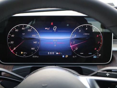 New 2026 Mercedes-Benz C 300 4MATIC Sedan image 31
