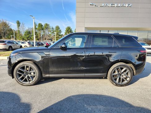 New 2026 Land Rover Range Rover Sport SE AWD/4WD image 5
