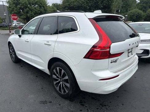 Used 2023 Volvo XC60 B5 Core w/ Climate Package AWD/4WD image 2