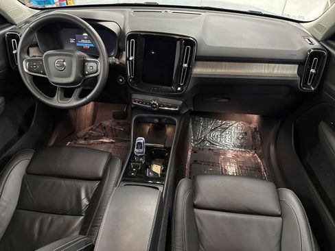 Certified 2023 Volvo XC40 B5 Plus w/ Driver Assist Package image 11