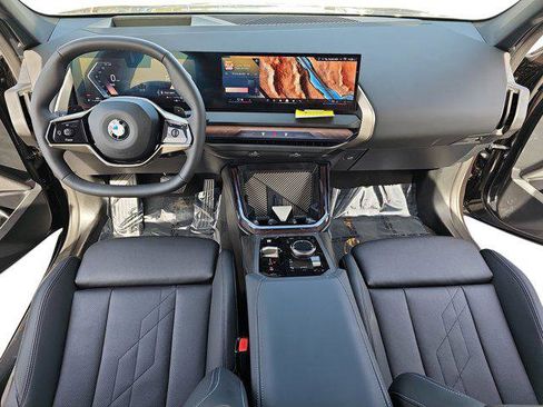 Used 2025 BMW X3 xDrive30i w/ Premium Package image 9