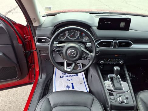 Used 2025 MAZDA CX-5 AWD 2.5 S w/ Preferred Package image 3