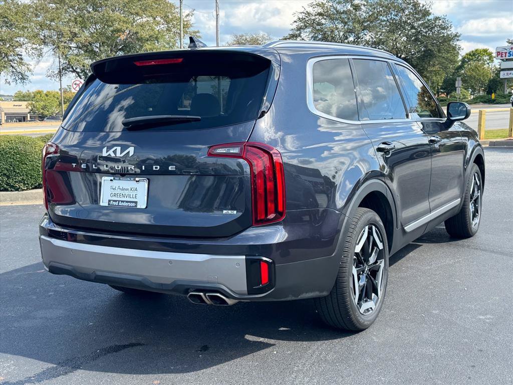 Certified 2025 Kia Telluride S AWD/4WD image 3
