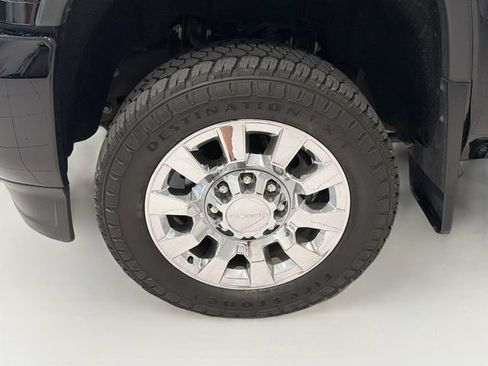 Used 2019 GMC Sierra 2500 Denali w/ Duramax Plus Package AWD/4WD image 26