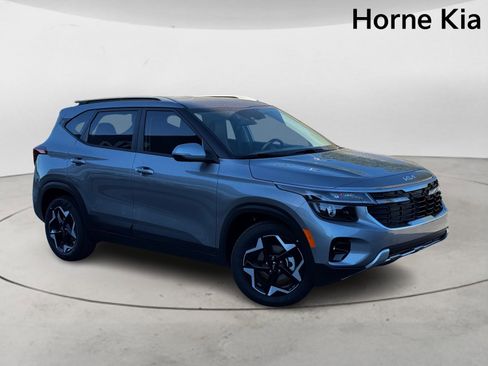 New 2026 Kia Seltos S image 2