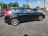 Used 2012 Hyundai Elantra GLS image 3