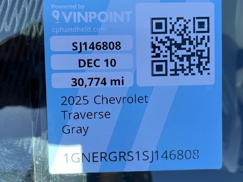 Used 2025 Chevrolet Traverse LT image 26