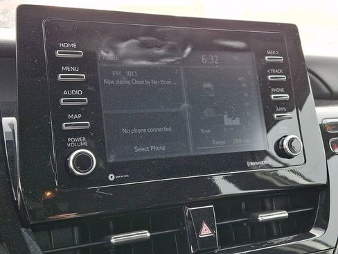 Used 2023 Toyota Camry LE image 19