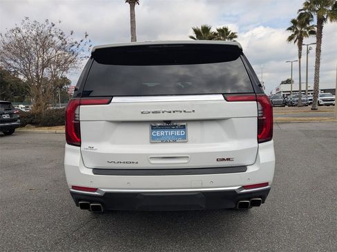 Used 2025 GMC Yukon Denali image 4