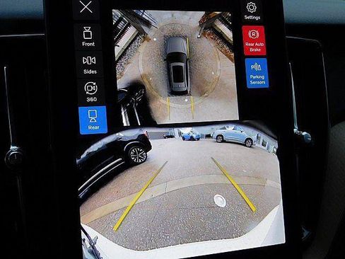 New 2026 Volvo XC60 T8 Plus w/ Climate Package AWD/4WD image 21