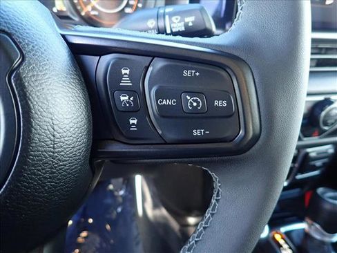 New 2025 Jeep Gladiator Sport image 13