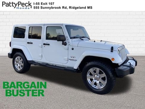 Used 2016 Jeep Wrangler Unlimited Sahara w/ Connectivity Group image 1