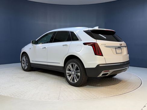 New 2025 Cadillac XT5 Premium Luxury w/ Technology Package FWD image 3